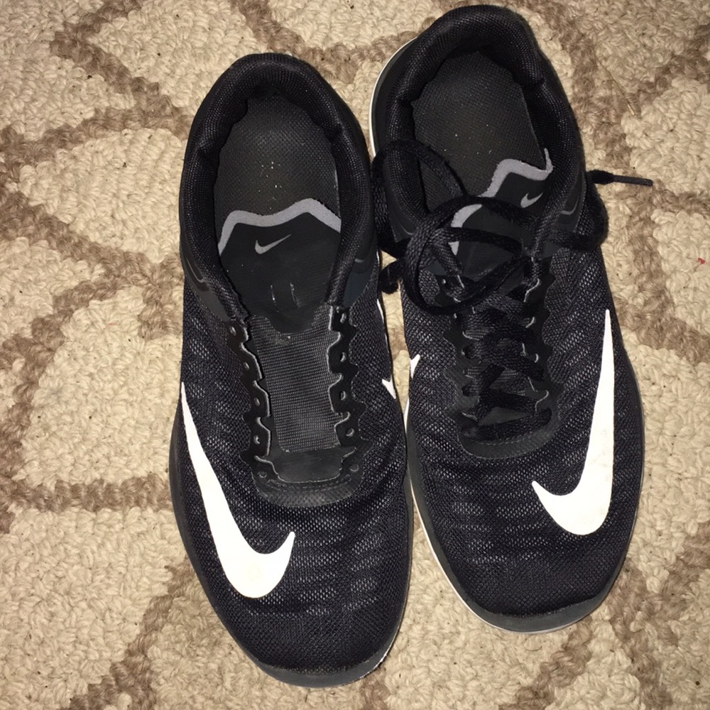 Women’s Nike FS Iite Run 4